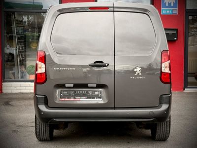 2023 Peugeot Partner