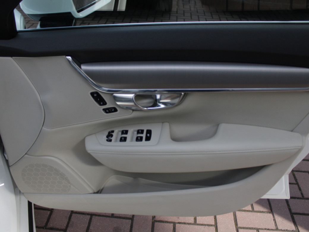 2019 Volvo V90