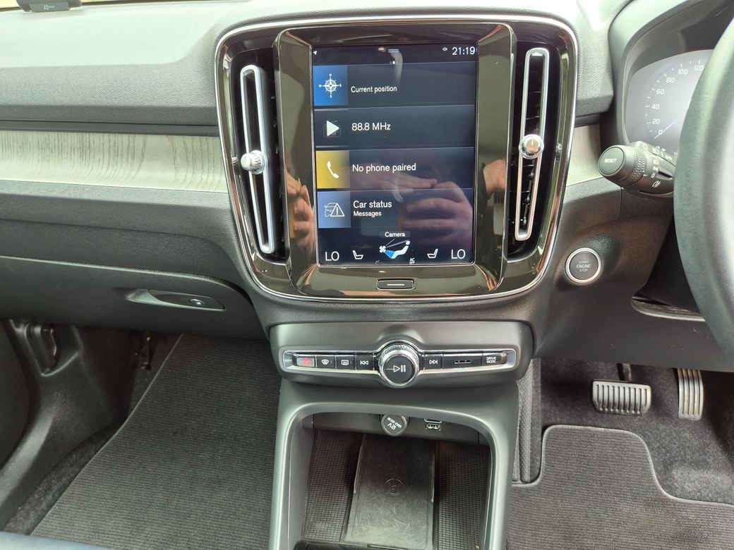 2020 Volvo XC40