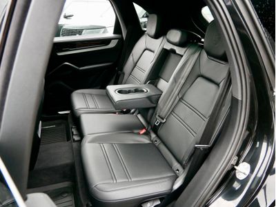 2025 Porsche Cayenne