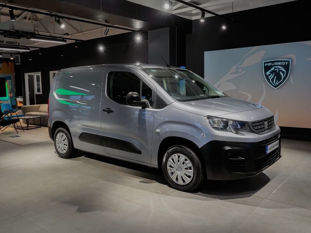 2024 Peugeot Partner