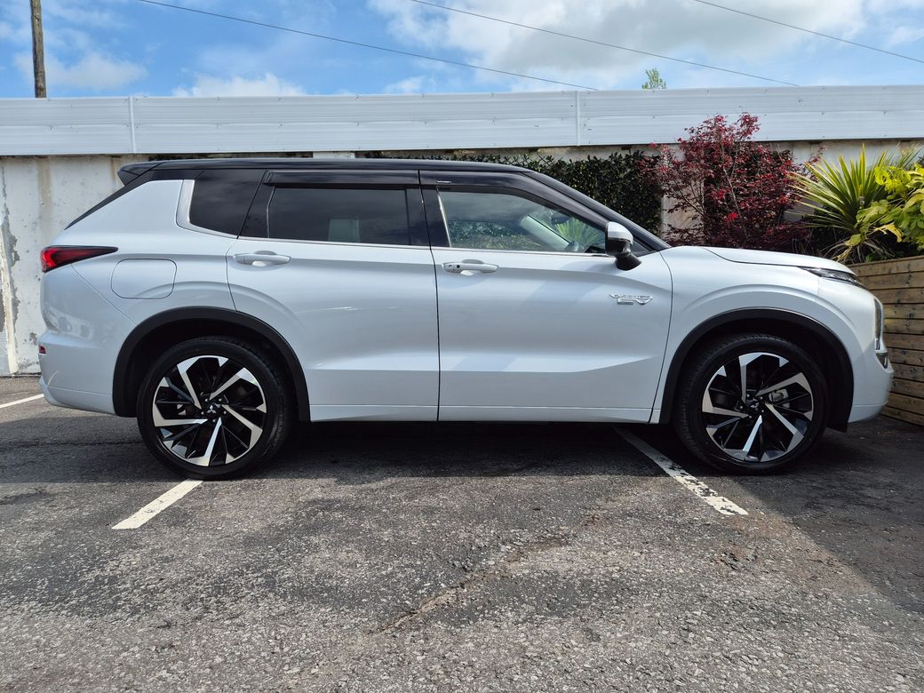 2023 Mitsubishi Outlander