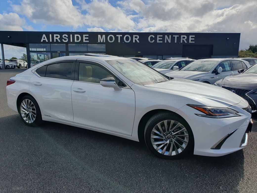 2020 Lexus ES 300h