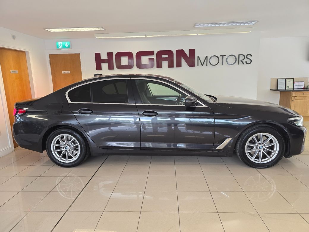 2022 BMW 5 Series