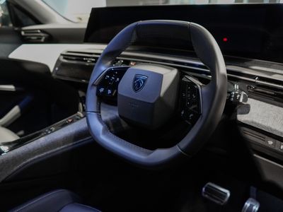 2025 Peugeot 5008
