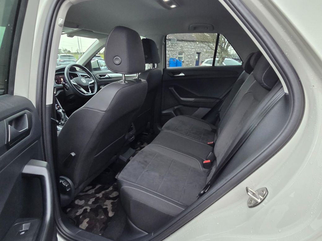 2023 Volkswagen T-Roc