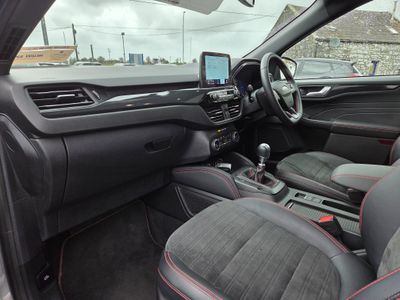 2022 Ford Kuga