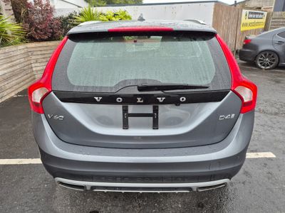 2017 Volvo V60 Cross Country