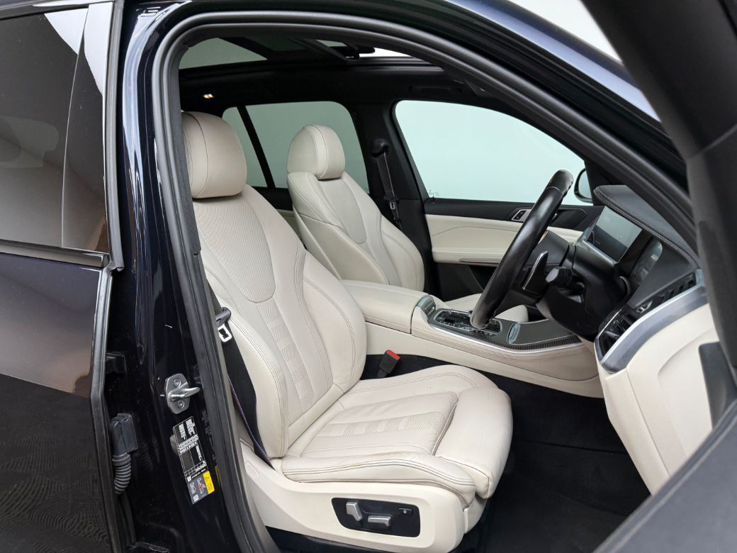 2022 BMW X5