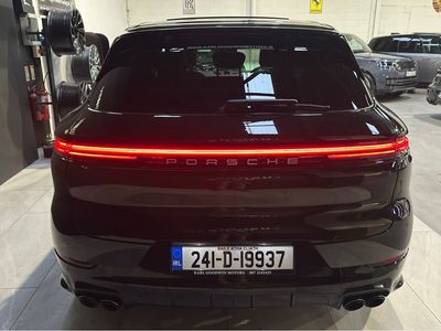 2024 Porsche Cayenne