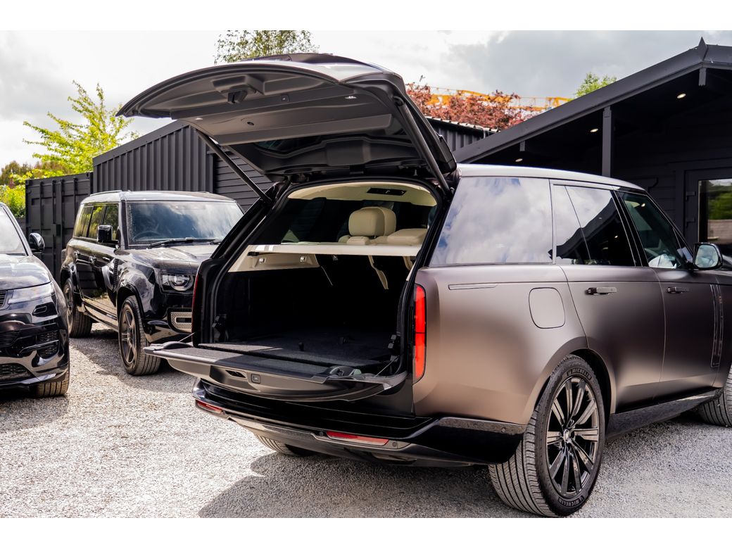 2025 Land Rover Range Rover