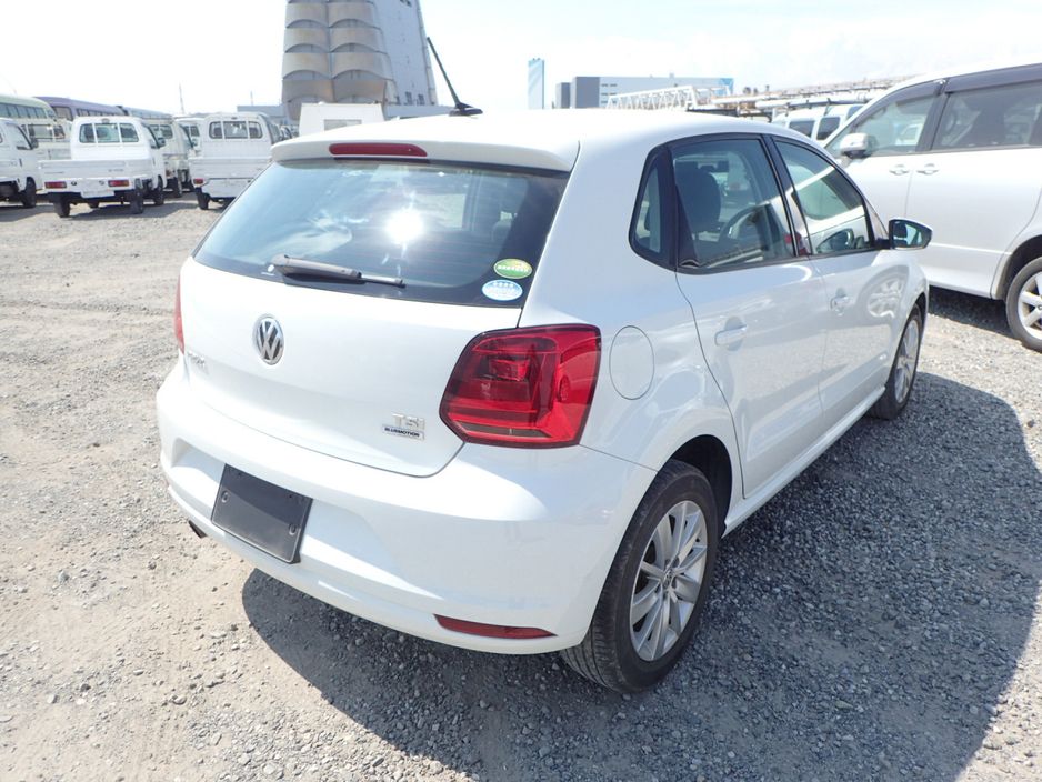 2016 Volkswagen Polo