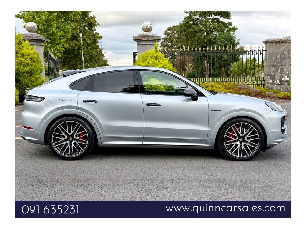 2024 Porsche Cayenne