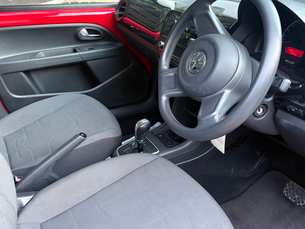 2015 Volkswagen up!
