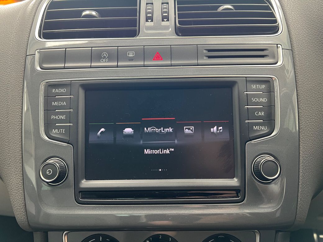 2015 Volkswagen Polo