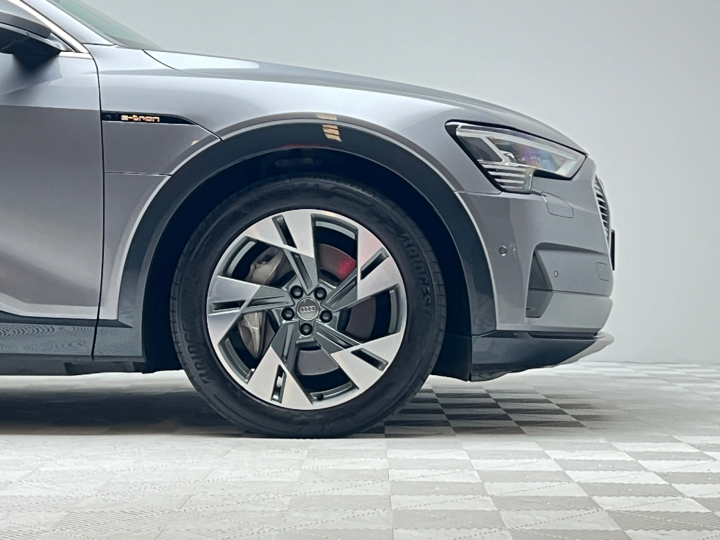 2020 Audi e-tron