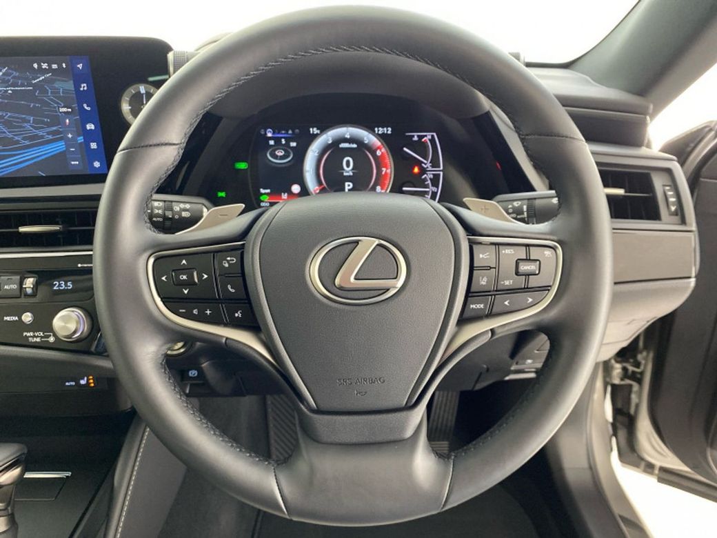 2025 Lexus ES 300h