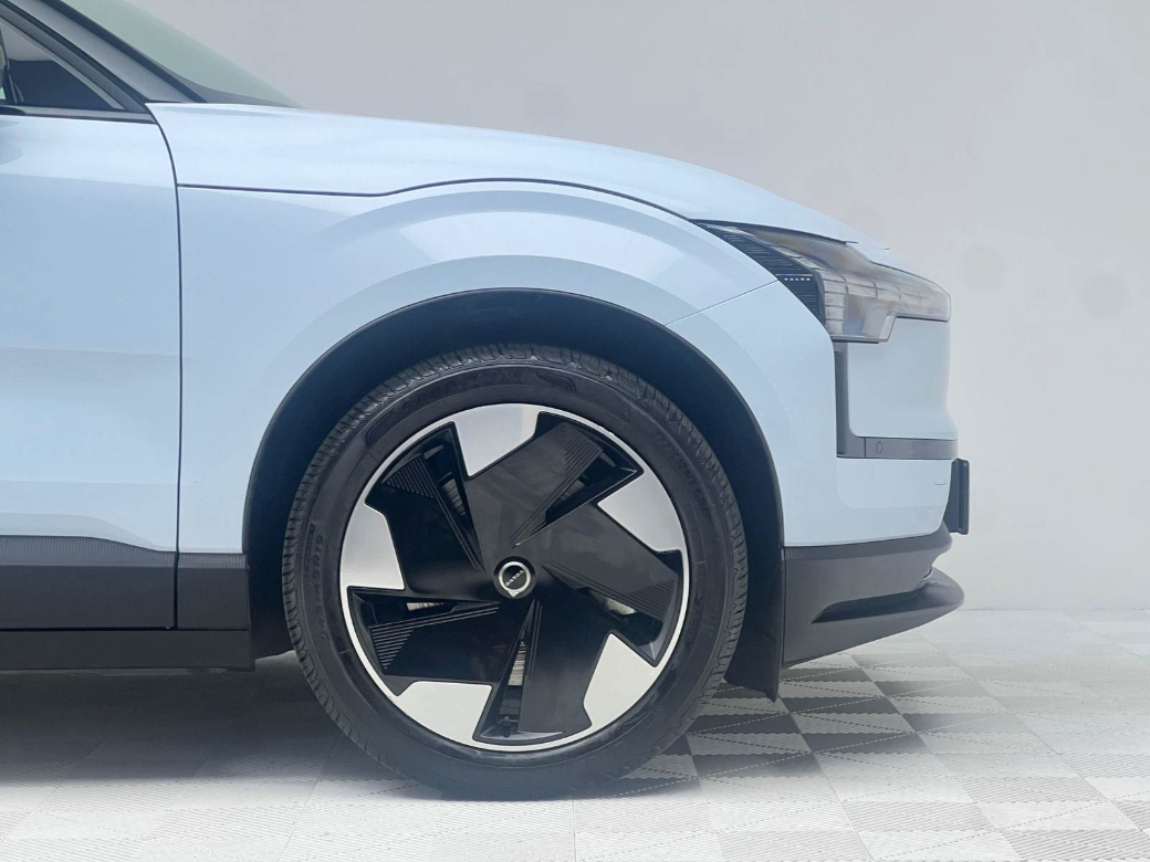 2024 Volvo EX30