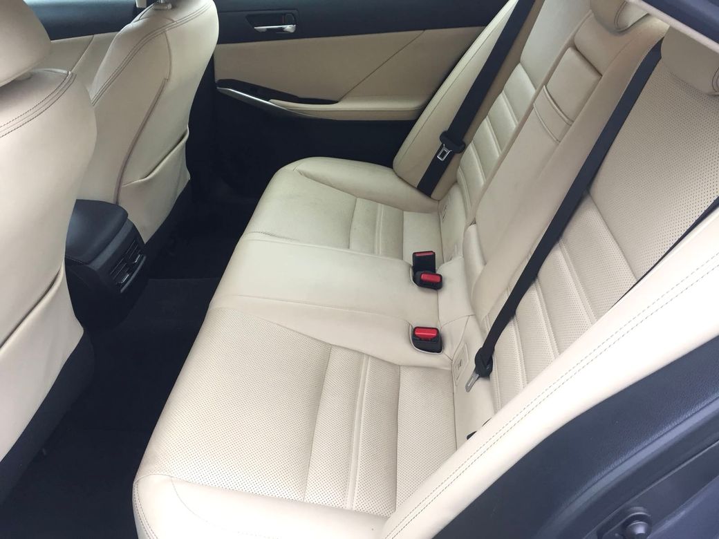 2015 Lexus IS