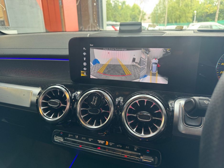2023 Mercedes-Benz EQB