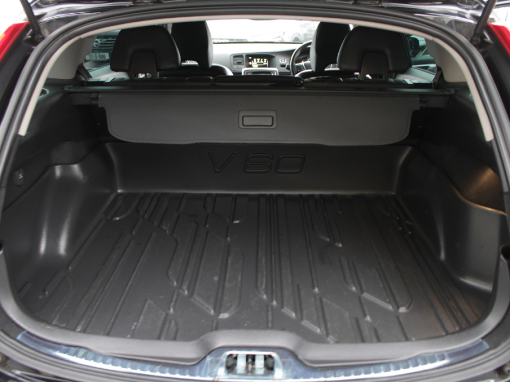 2016 Volvo V60 Cross Country