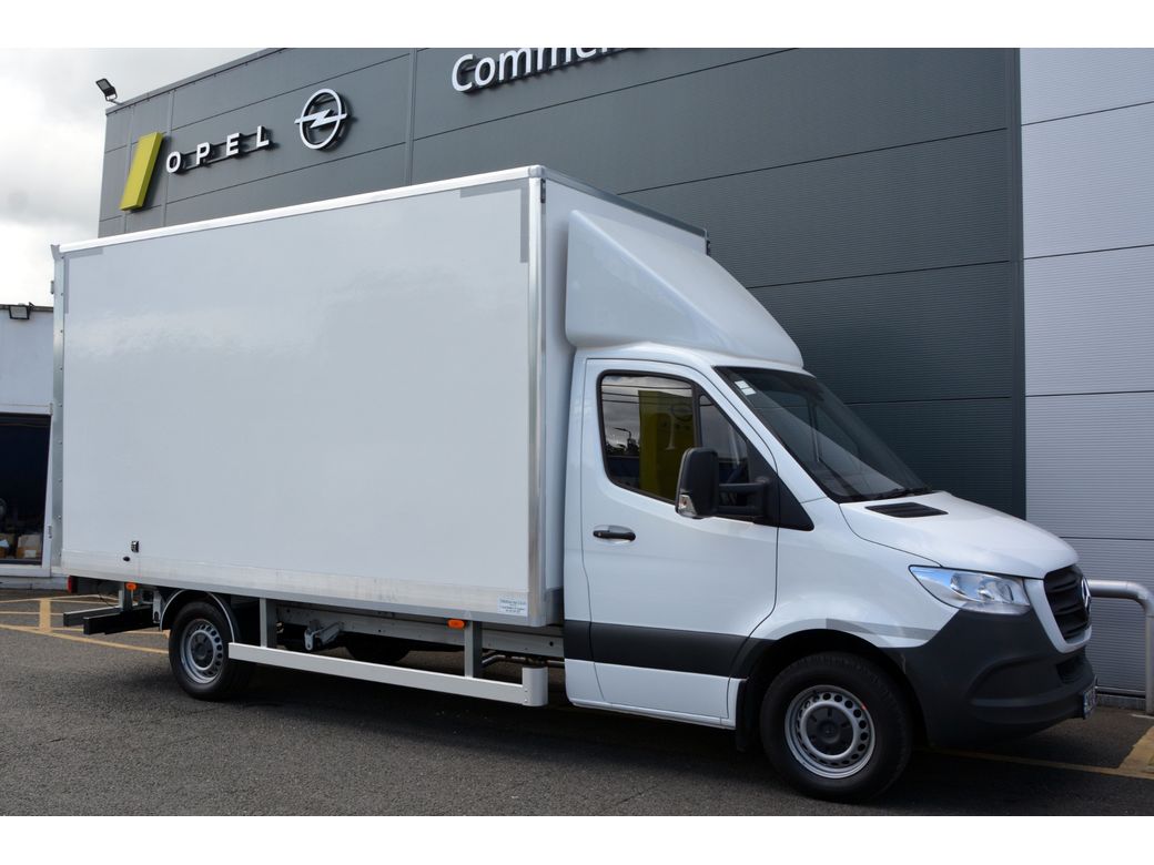 2025 Mercedes-Benz Sprinter