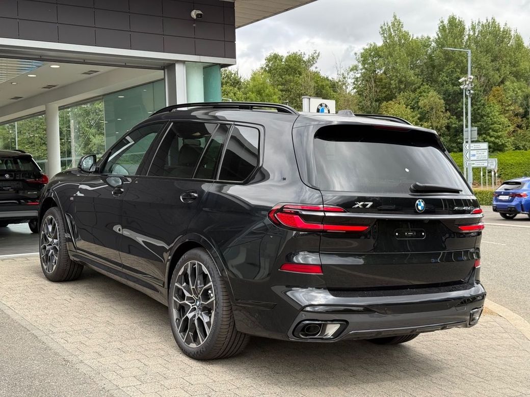 2026 BMW X7