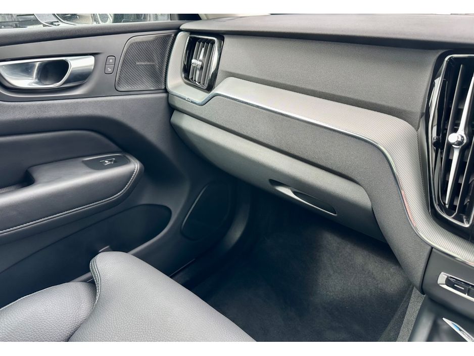 2025 Volvo XC60