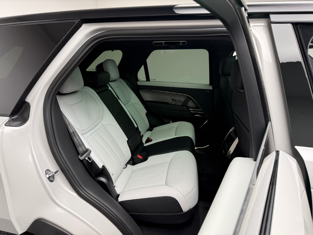 2026 Land Rover Range Rover Sport