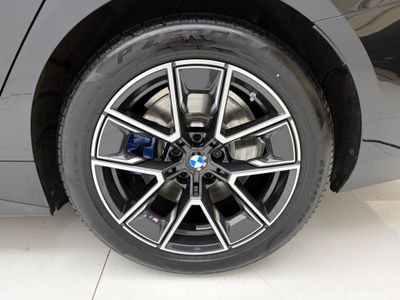 2025 BMW i4
