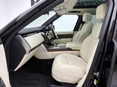 2025 Land Rover Range Rover