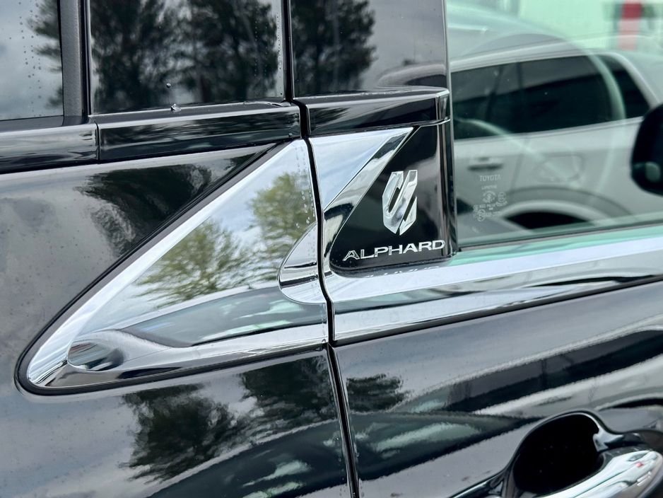 2025 Toyota Alphard