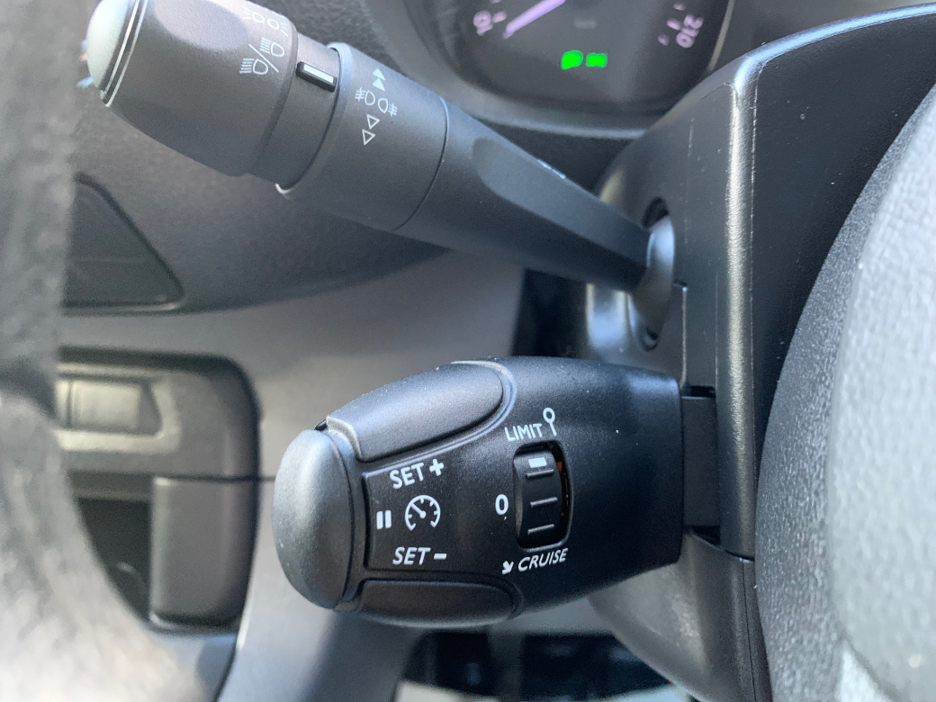 2021 Peugeot Expert