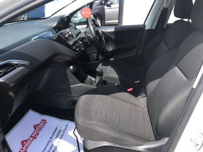 2016 Peugeot 208