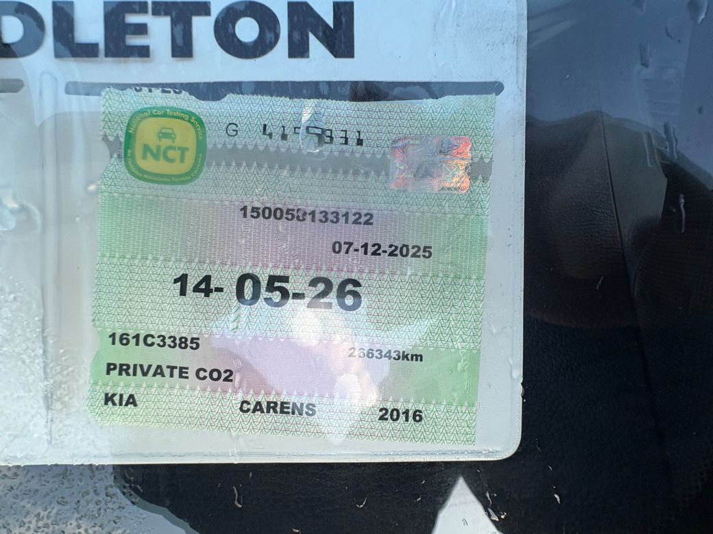 2016 Kia Carens