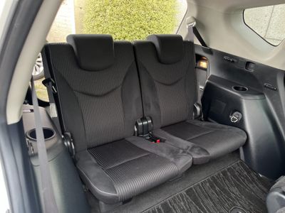 2015 Toyota Prius Alpha