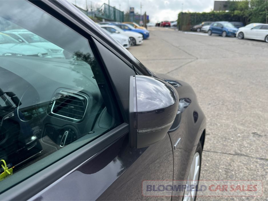 2015 Volkswagen Polo