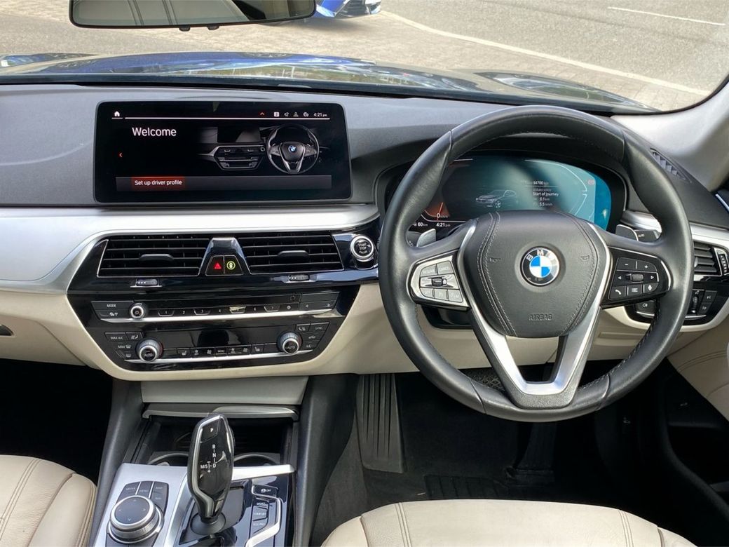 2022 BMW 5 Series