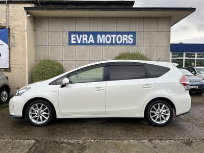 2019 Toyota Prius Alpha