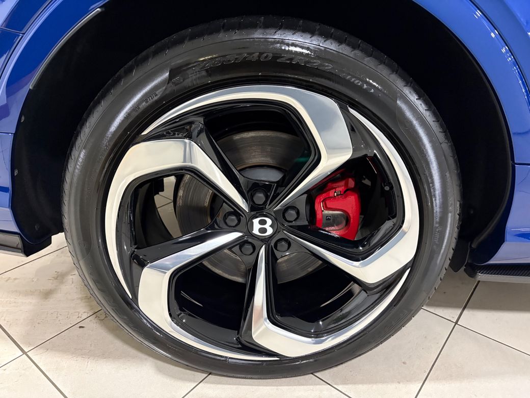 2025 Bentley Bentayga