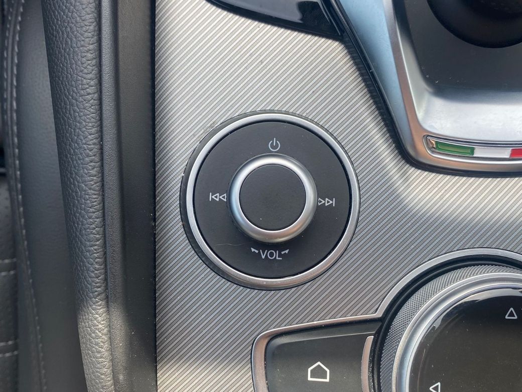 2025 Alfa Romeo Giulia