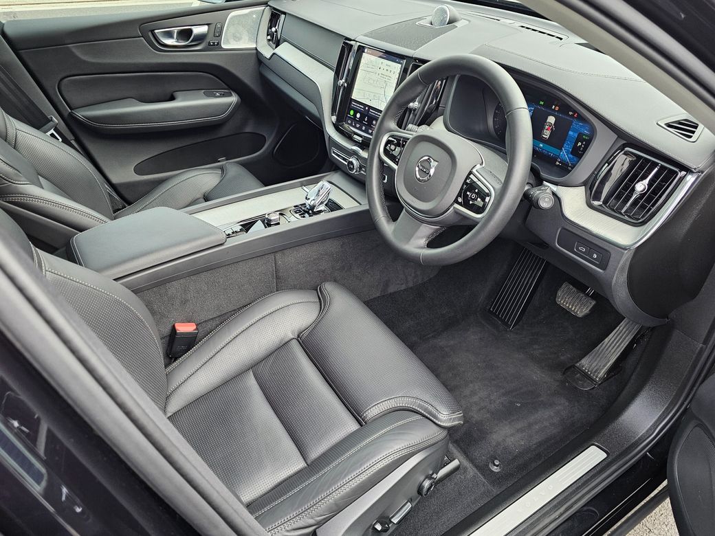 2025 Volvo XC60