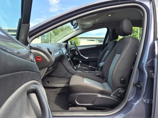 2012 Ford Mondeo