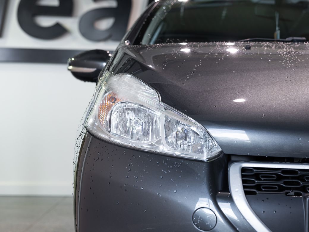2013 Peugeot 208