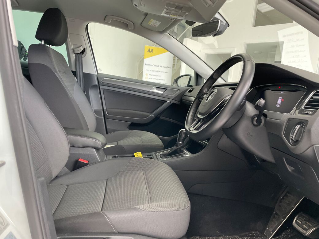 2019 Volkswagen Golf
