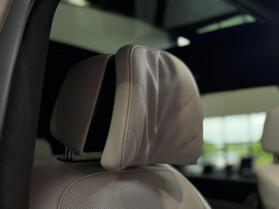 2023 BMW X7