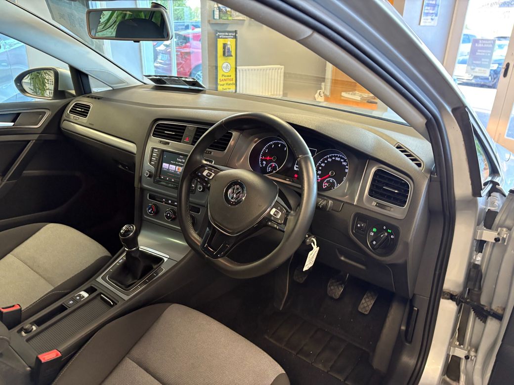 2016 Volkswagen Golf