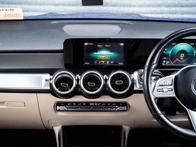 2020 Mercedes-Benz GLB Class