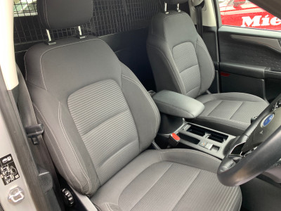 2021 Ford Kuga