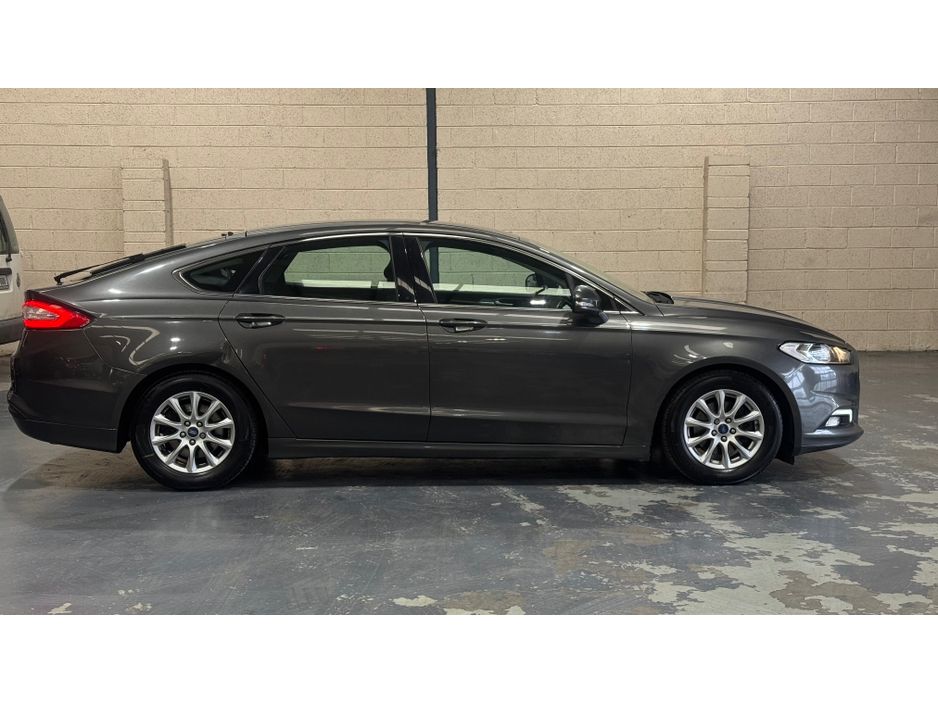 2016 Ford Mondeo